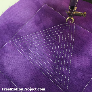 Easy Super Triangle Quilting Tutorial